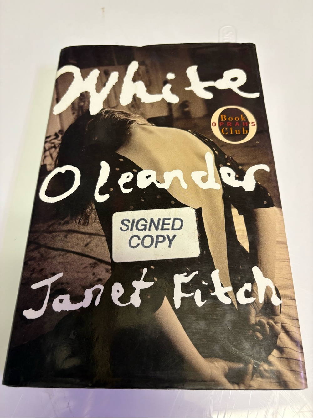 Signed White Oleander by Janet Fitch - Black/Cream Hardcover